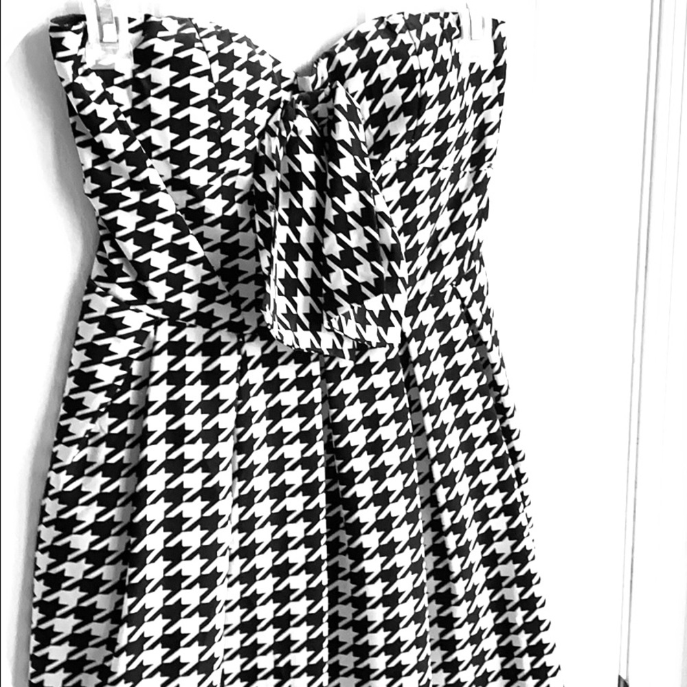 Forever 21 strapless minidress